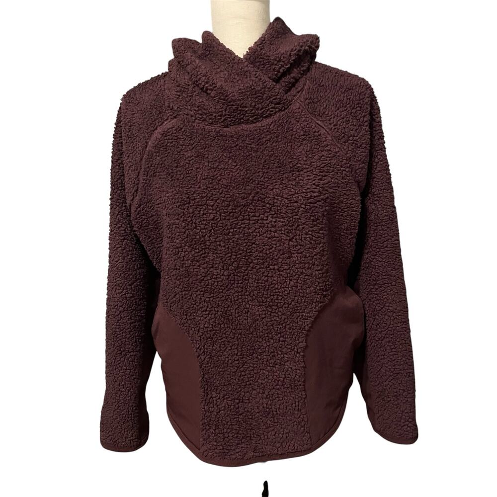 Nike Women's Burgundy Faux Fur Sherpa Pull Over Hoodie Sz S Soft Snuggle Cozy